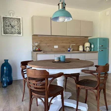 Apartament Szafirowy Sen Z Widokiem Na Morze