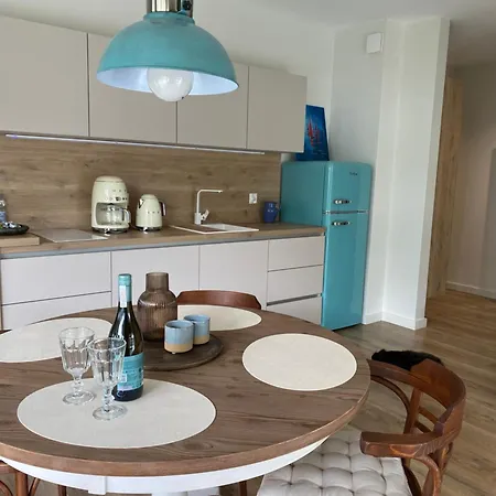 Szafirowy Sen Z Widokiem Na Morze Hevenia Apartman Pogorzelica